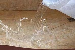 宜良漏水维修 免砸砖防水材料该如何施工